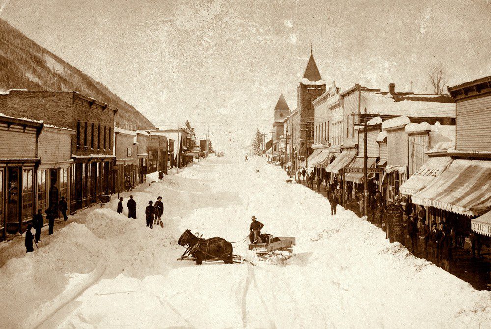 Snowy Wagon - Main Strauss